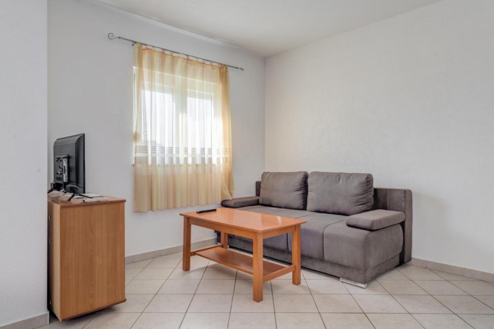 Ruza&Nikolina "1" Apartmani - Башка-Вода Экстерьер фото