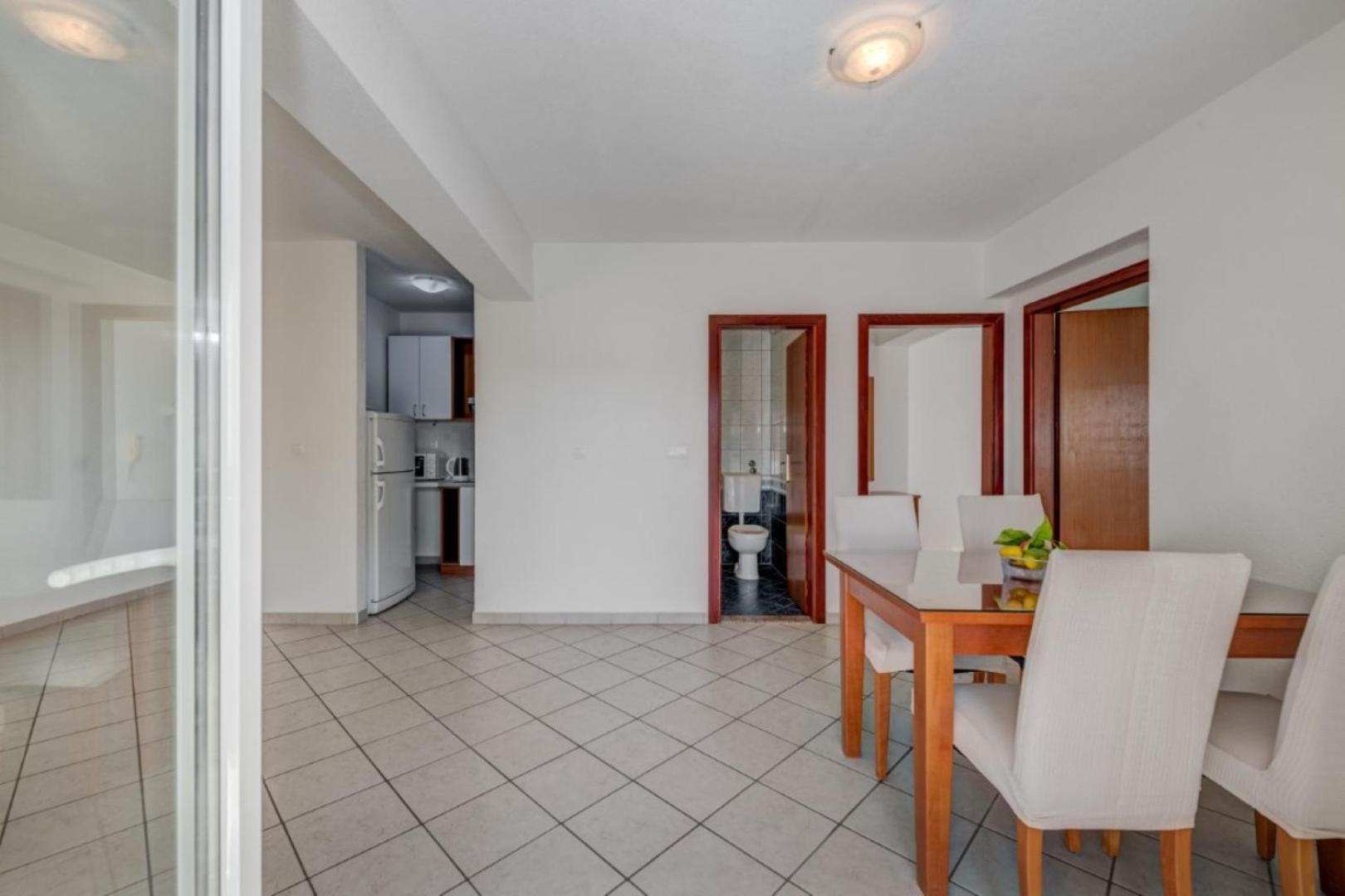 Ruza&Nikolina "1" Apartmani - Башка-Вода Экстерьер фото